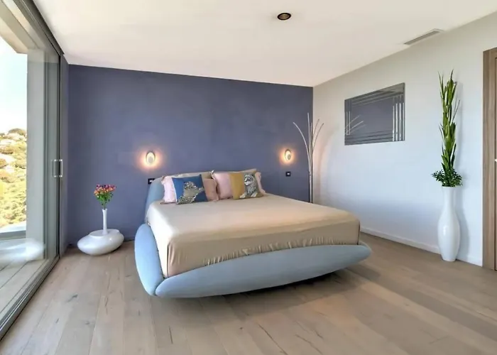 Villa Saquedes 6bd And Pool *