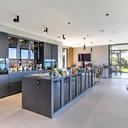 Saquedes 6bd And Pool