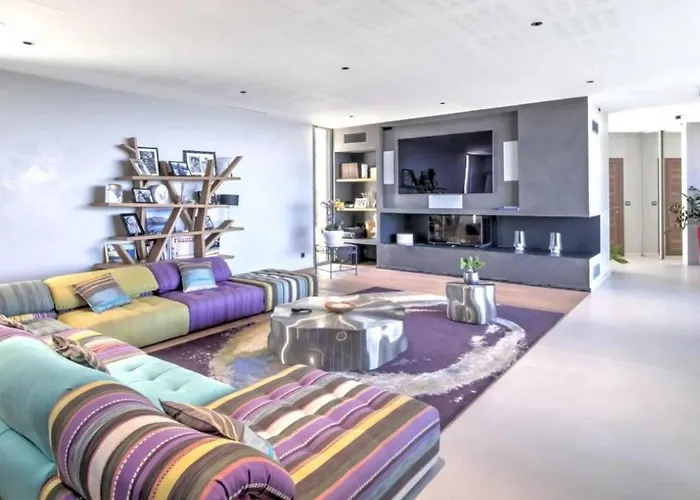Saquedes 6bd And Pool Villa *